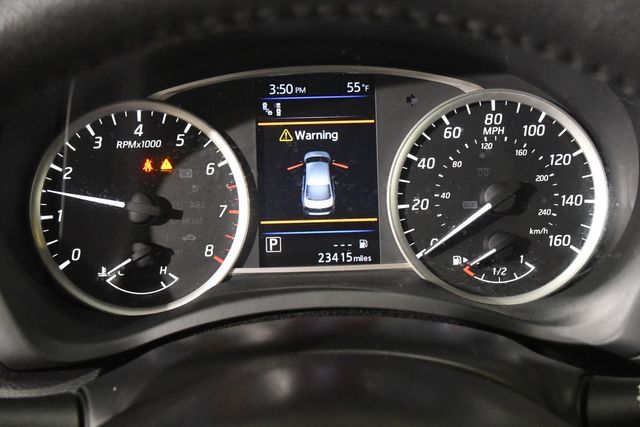 Vehicle image 9 of 26