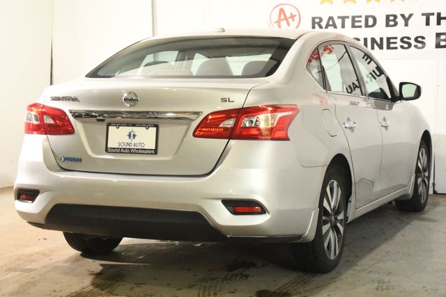 Vehicle image 4 of 26
