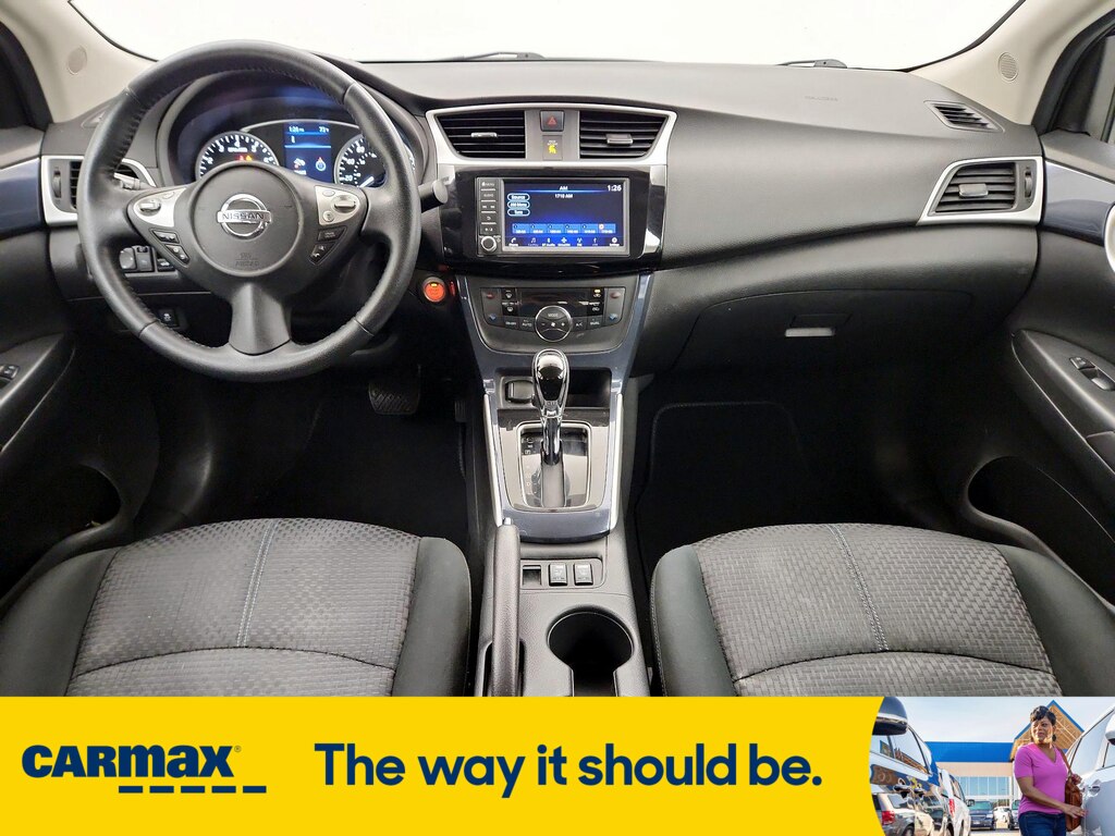 Vehicle image 11 of 27