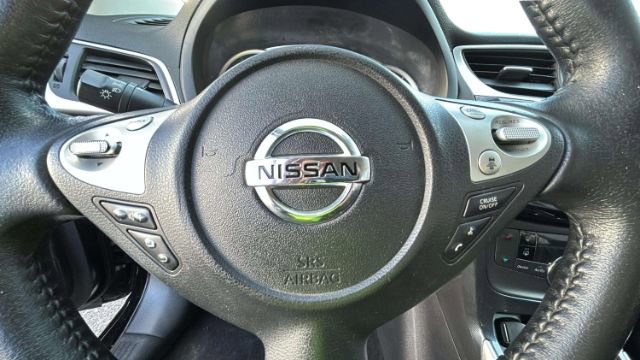 Vehicle image 20 of 33