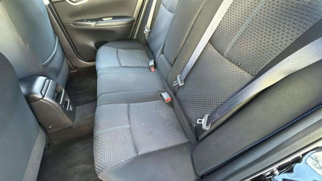 Vehicle image 15 of 33