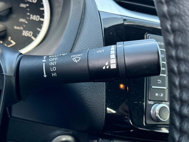 Vehicle image 29 of 31