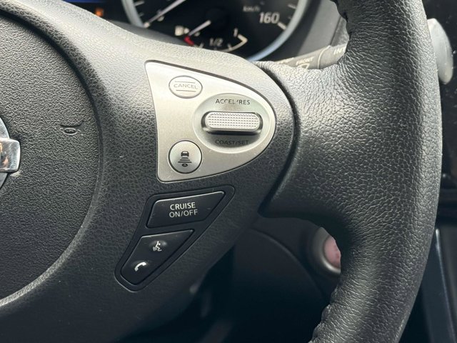 Vehicle image 26 of 31