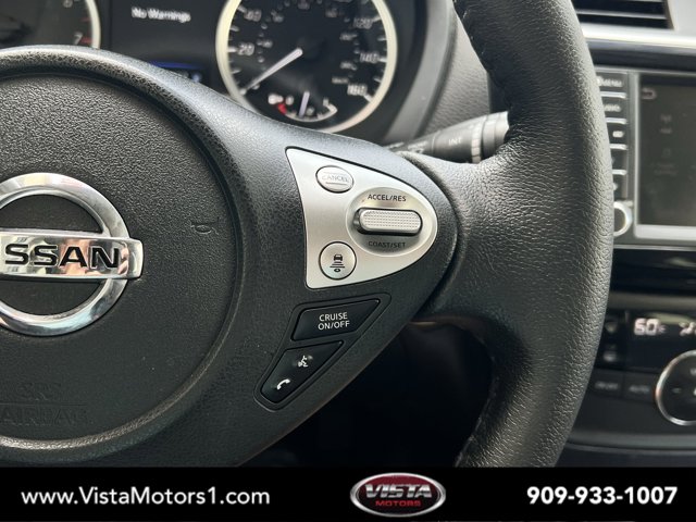 Vehicle image 22 of 28