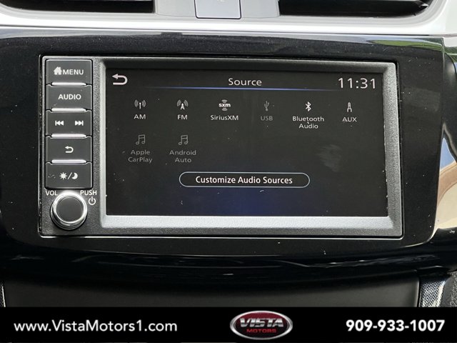 Vehicle image 14 of 28