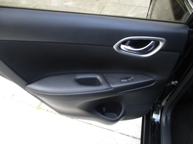 Vehicle image 52 of 65