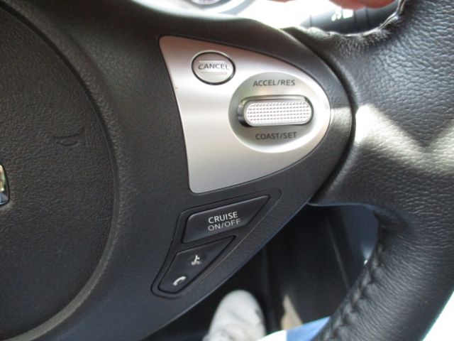 Vehicle image 32 of 65