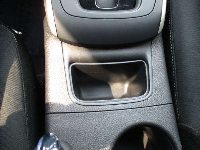 Vehicle image 42 of 65