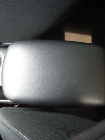 Vehicle image 44 of 65