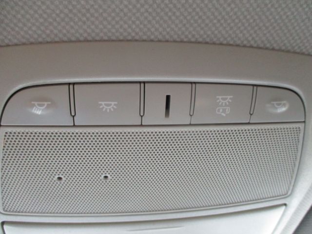 Vehicle image 49 of 65
