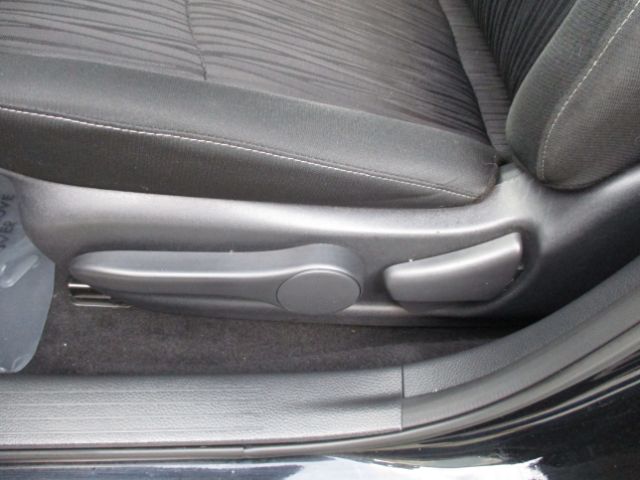 Vehicle image 17 of 65