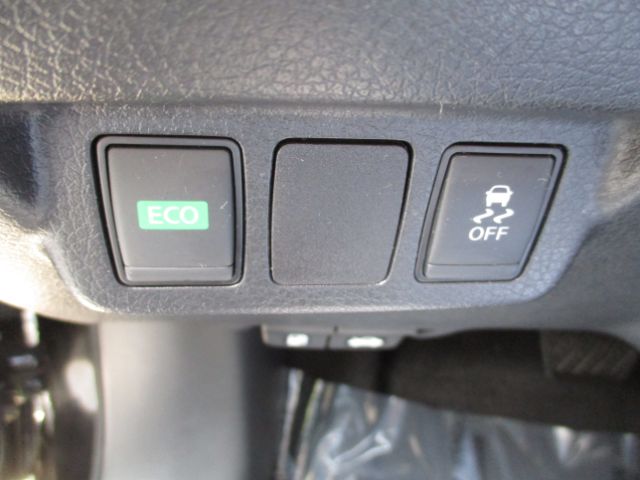 Vehicle image 29 of 65
