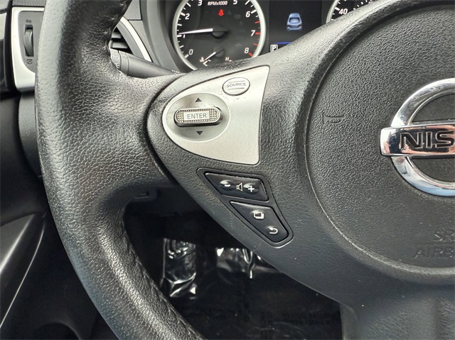 Vehicle image 19 of 23