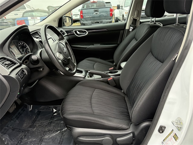 Vehicle image 14 of 23