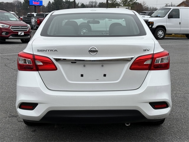 Vehicle image 6 of 23