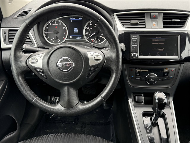 Vehicle image 15 of 23