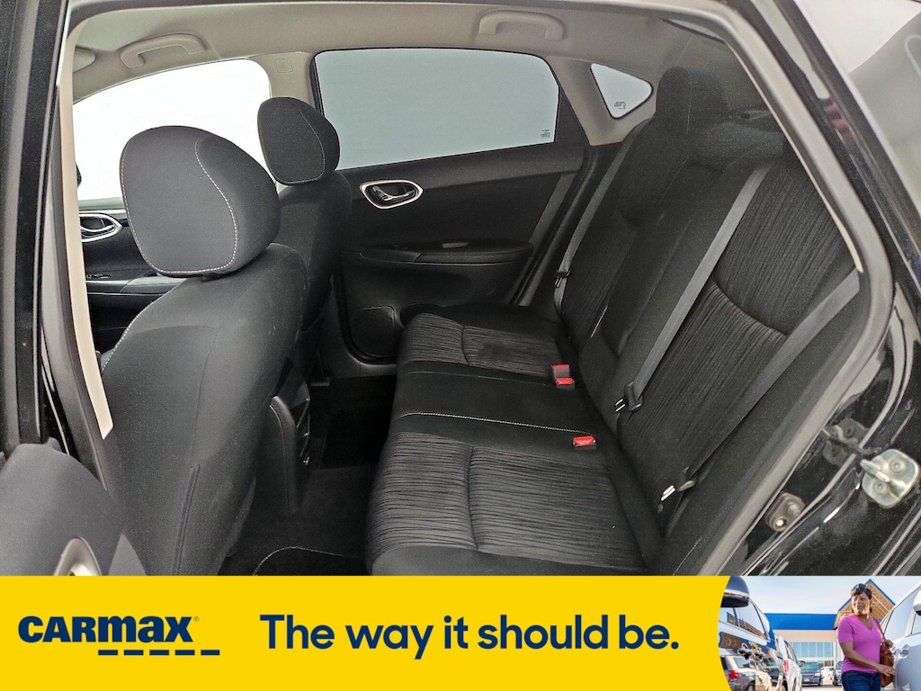 Vehicle image 24 of 27
