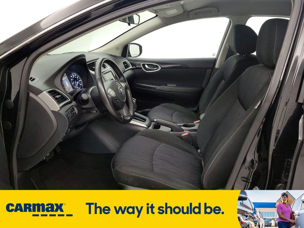 Vehicle image 12 of 27