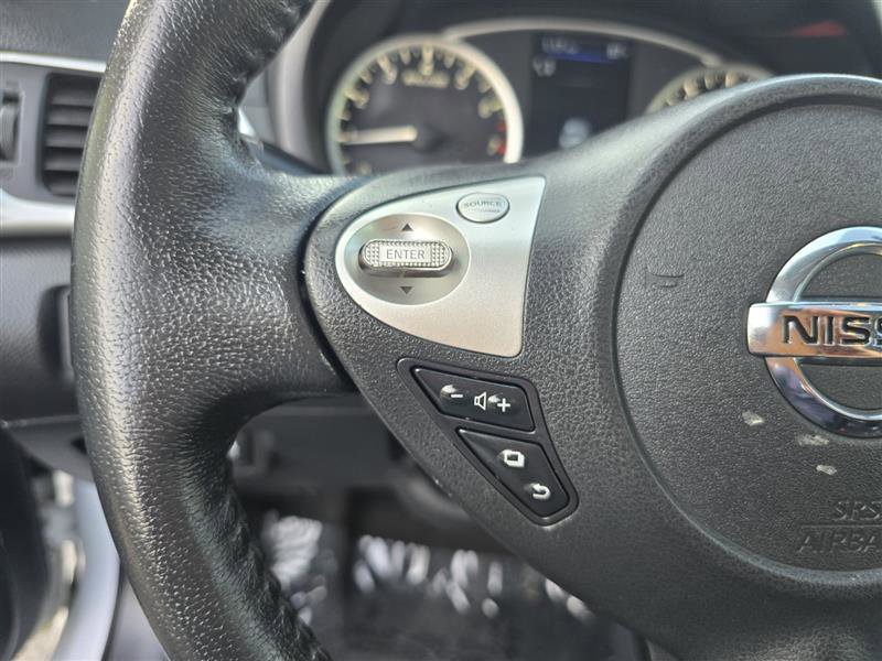 Vehicle image 14 of 34