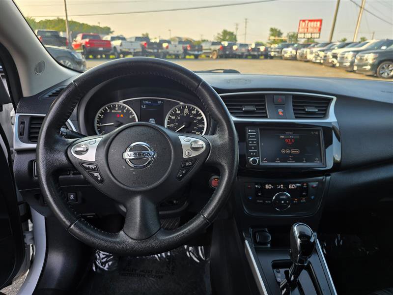 Vehicle image 12 of 34