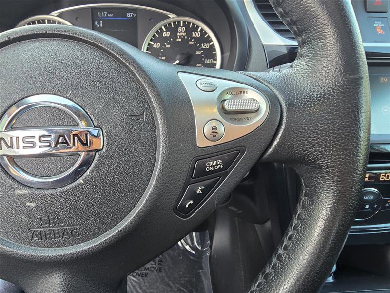 Vehicle image 15 of 34