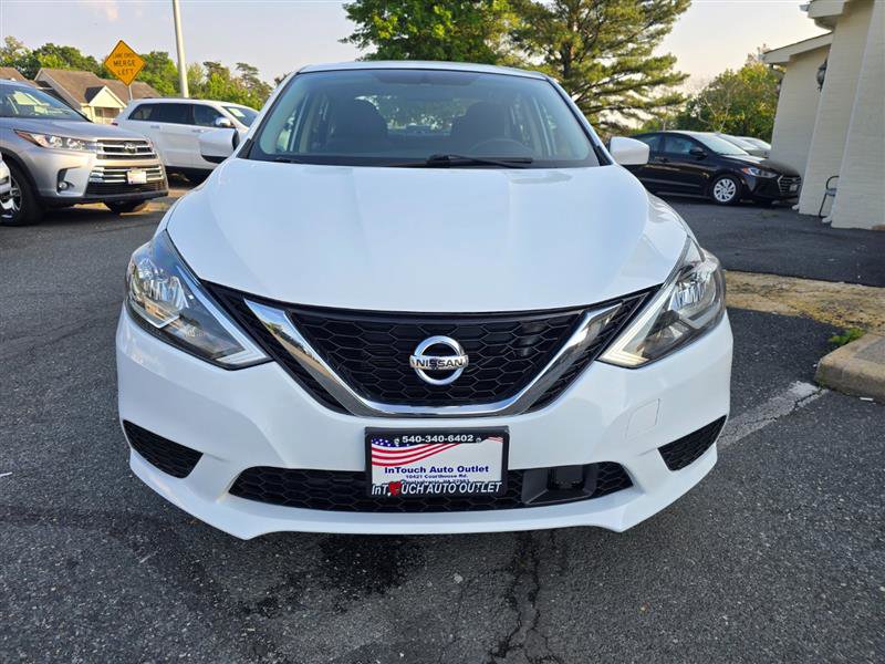 Vehicle image 11 of 34