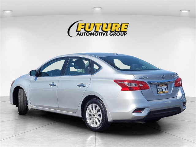 Vehicle image 7 of 25