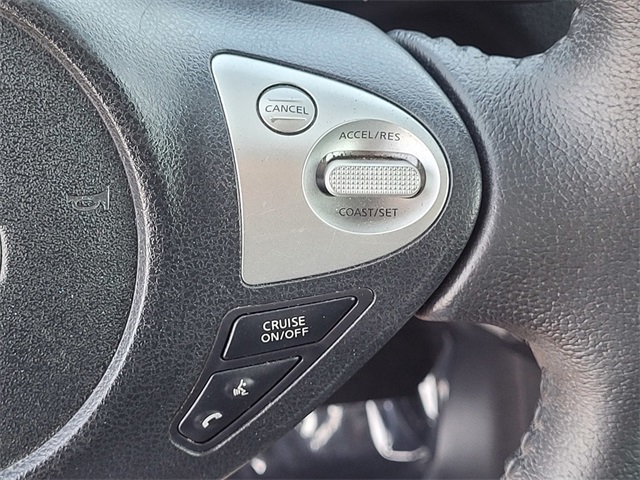 Vehicle image 20 of 25