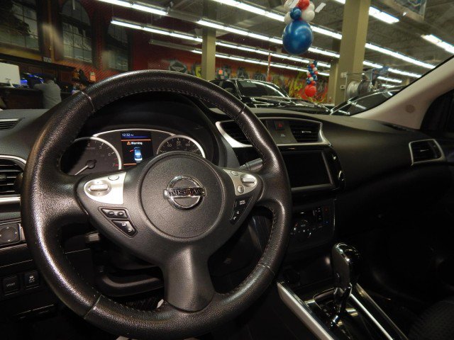 Vehicle image 12 of 24