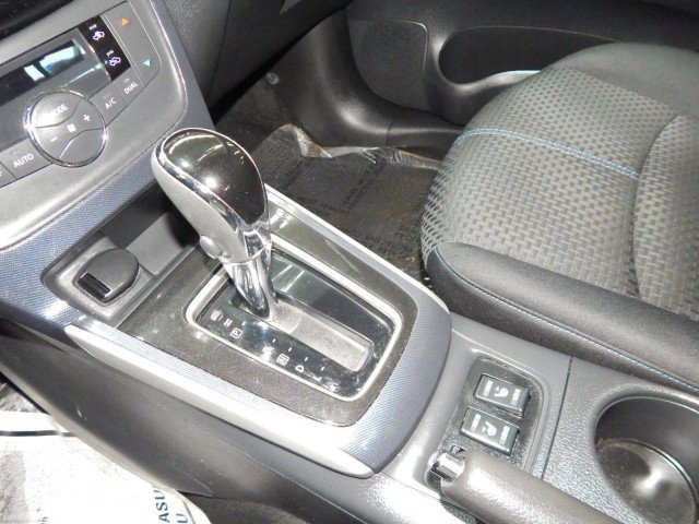 Vehicle image 14 of 24