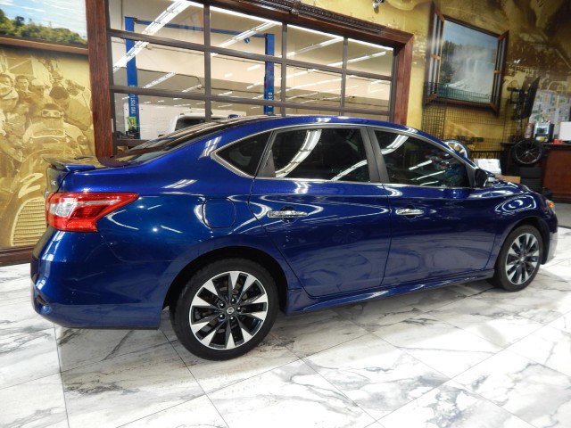 Vehicle image 4 of 24