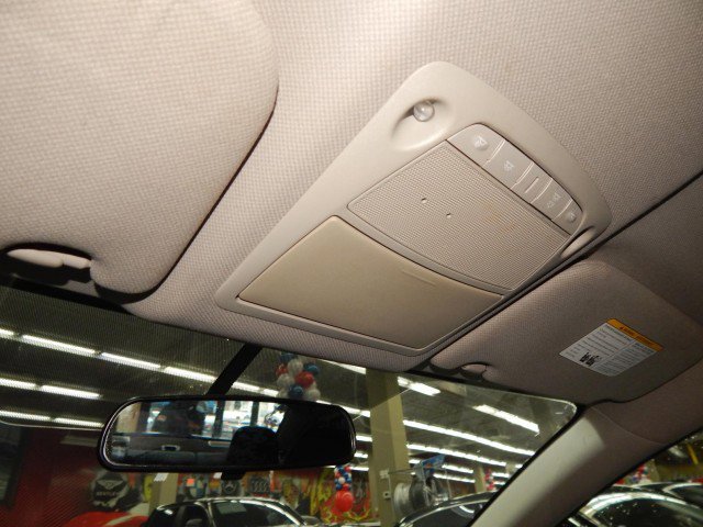 Vehicle image 15 of 24