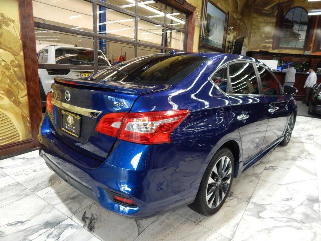 Vehicle image 3 of 24