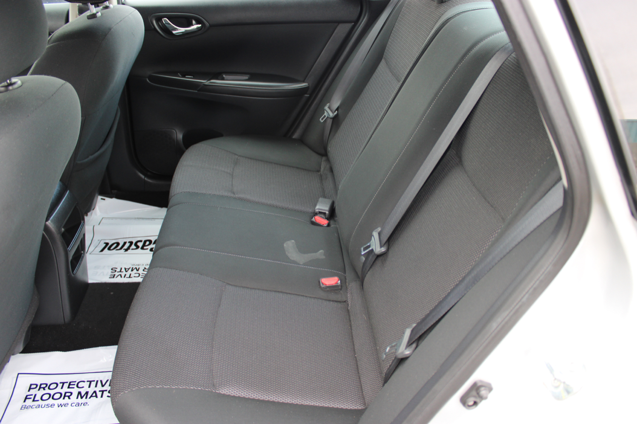 Vehicle image 14 of 24