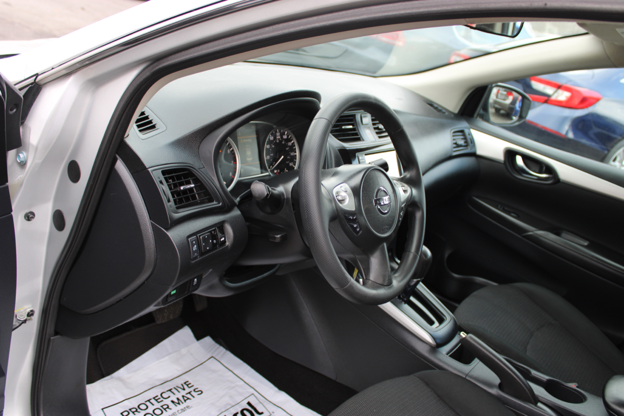 Vehicle image 12 of 24