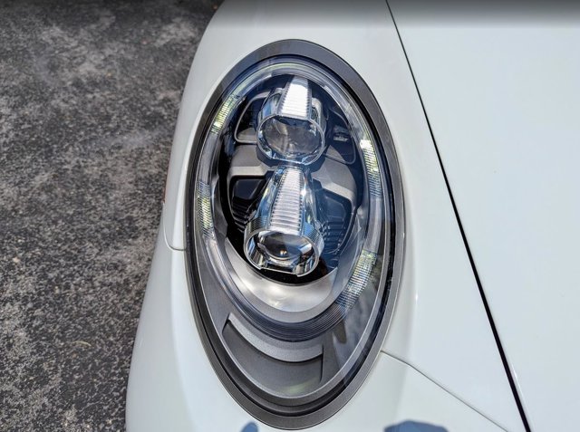 2019 Porsche 911 Turbo S Image 39 of 40