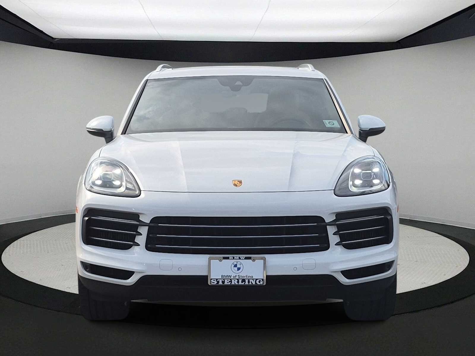 2019 Porsche Cayenne Base Image 3 of 38