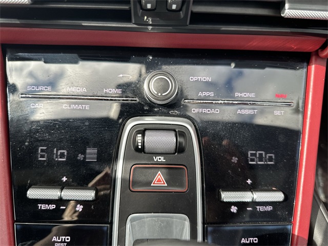 2019 Porsche Cayenne Base Image 40 of 40