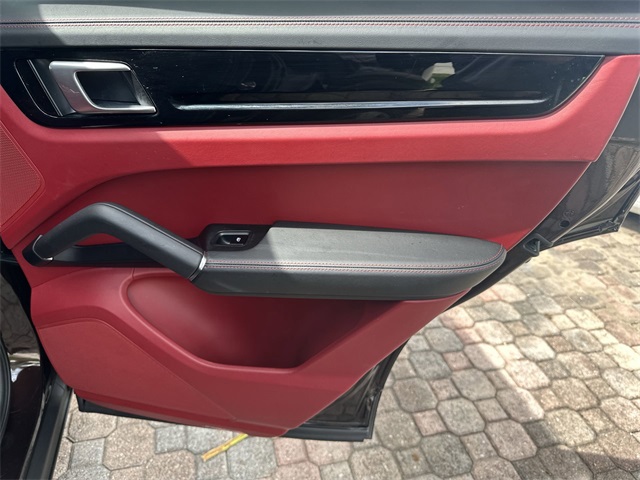 2019 Porsche Cayenne Base Image 30 of 40