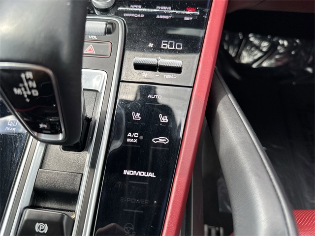 2019 Porsche Cayenne Base Image 33 of 40