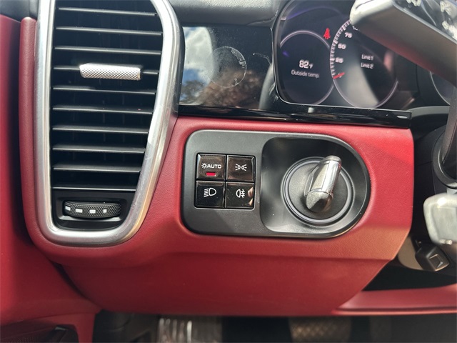 2019 Porsche Cayenne Base Image 37 of 40