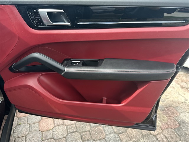 2019 Porsche Cayenne Base Image 29 of 40