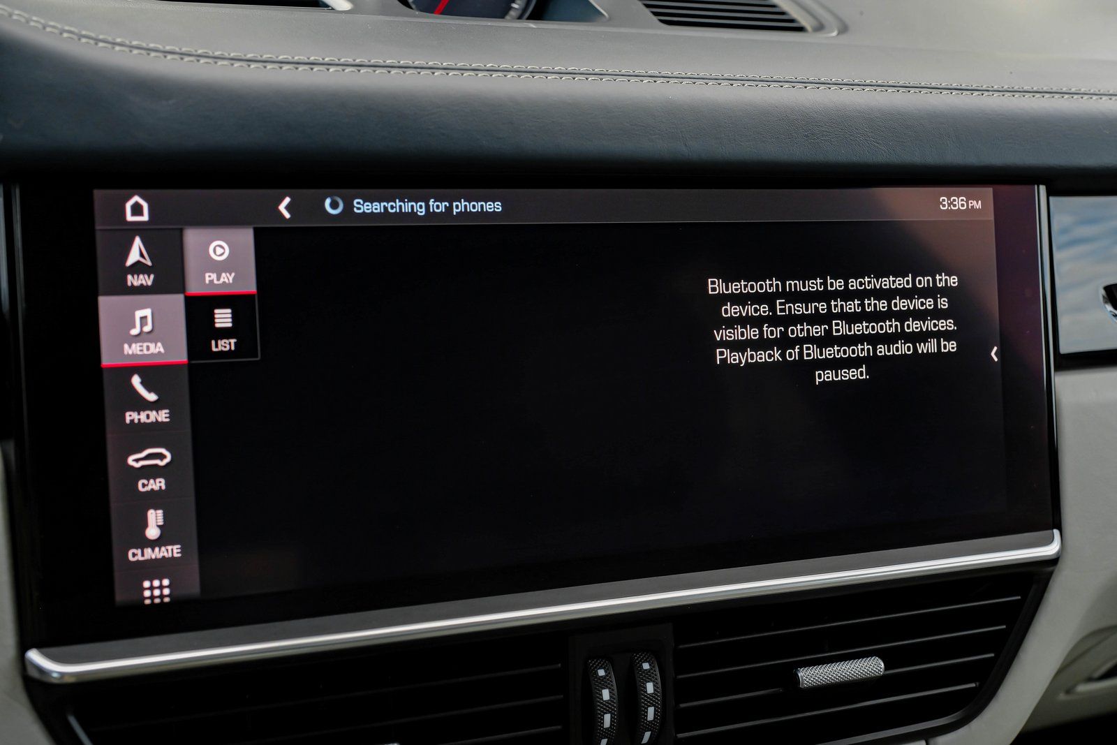 2019 Porsche Cayenne S Image 51 of 53