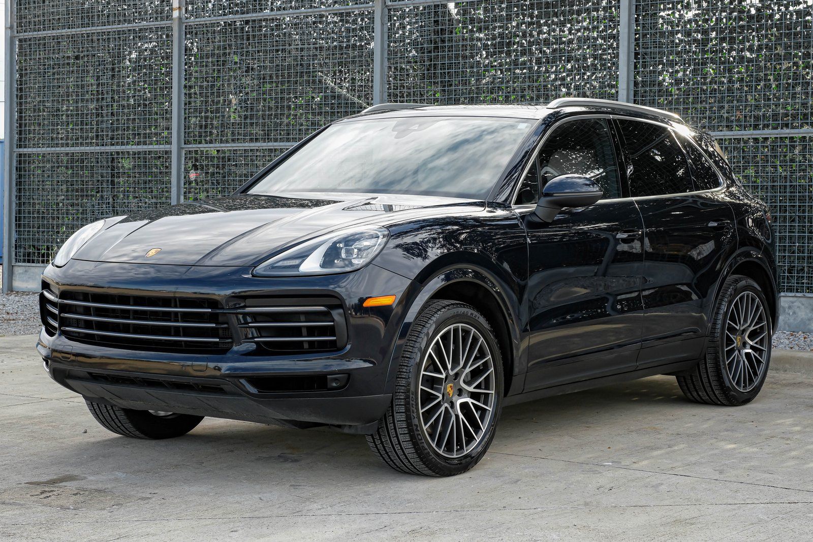 2019 Porsche Cayenne S Image 1 of 53