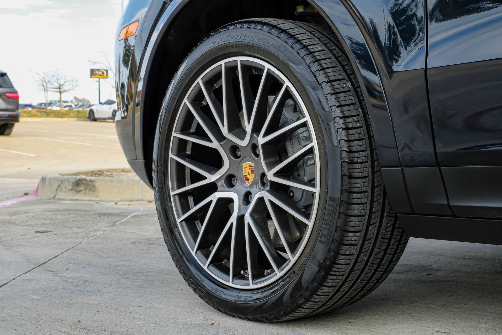 2019 Porsche Cayenne S Image 12 of 53