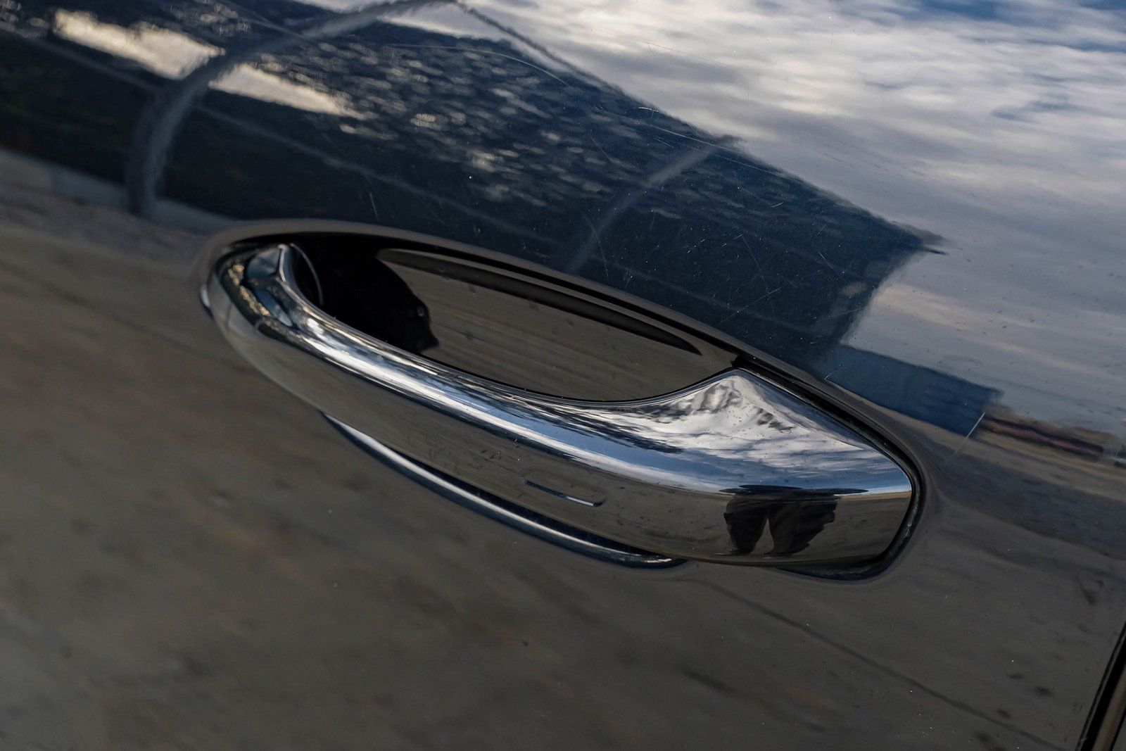 2019 Porsche Cayenne S Image 38 of 53