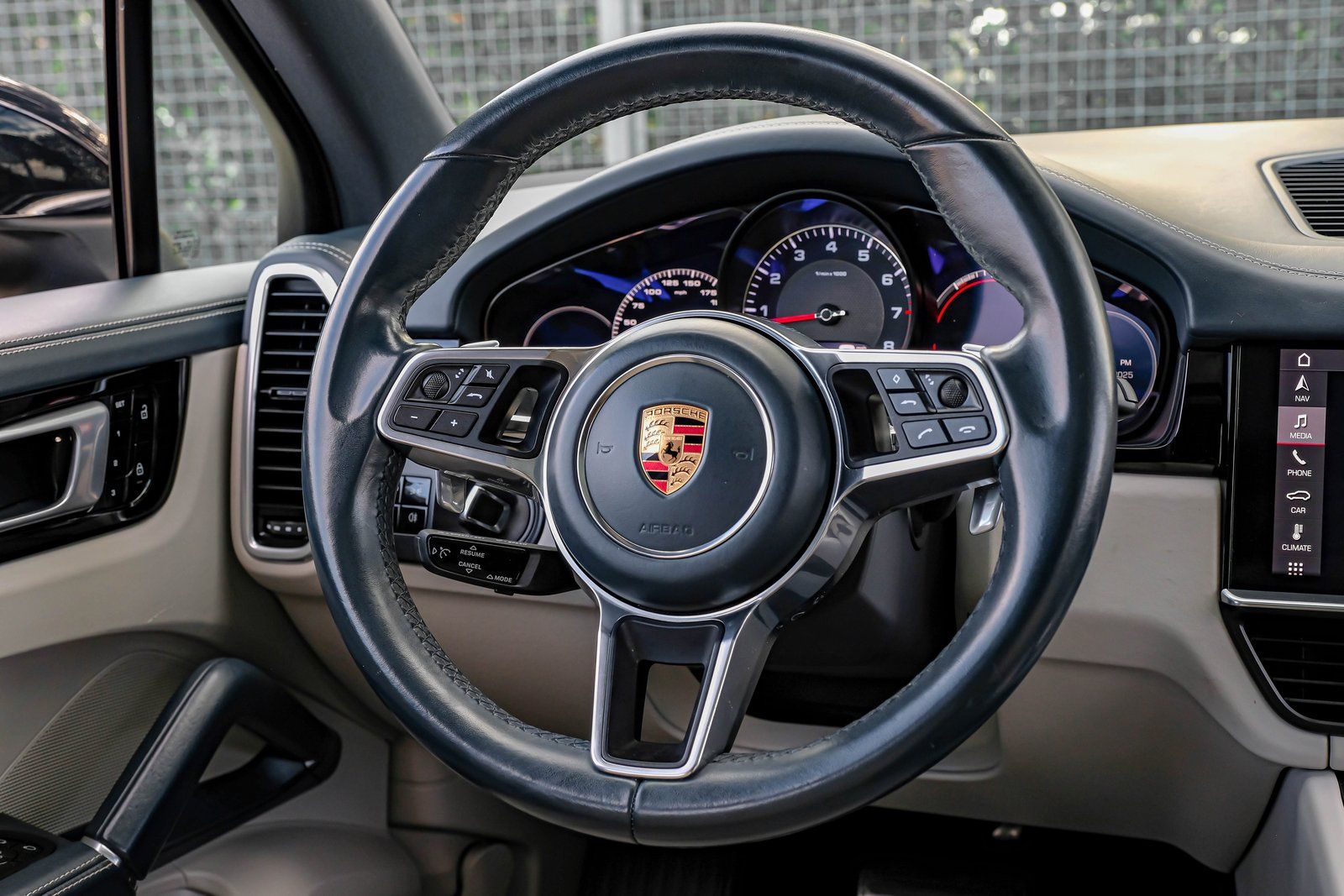 2019 Porsche Cayenne S Image 52 of 53