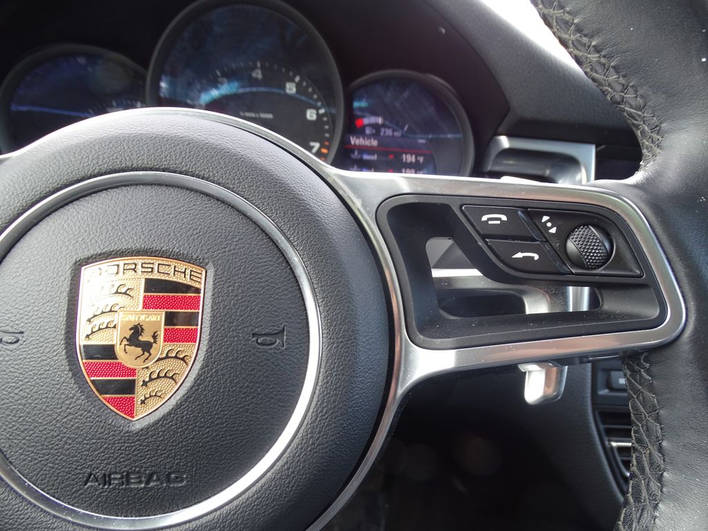 Vehicle image 20 of 30