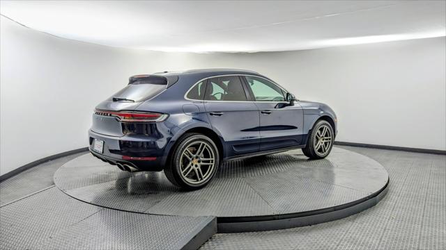 2019 Porsche Macan S Image 6 of 33
