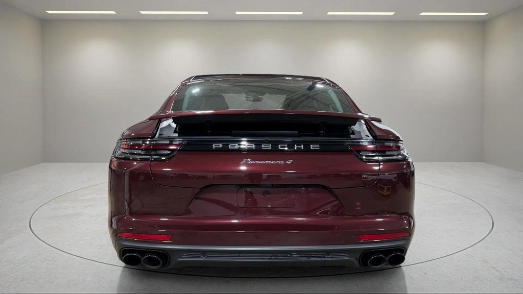 2019 Porsche Panamera 4 Image 6 of 31